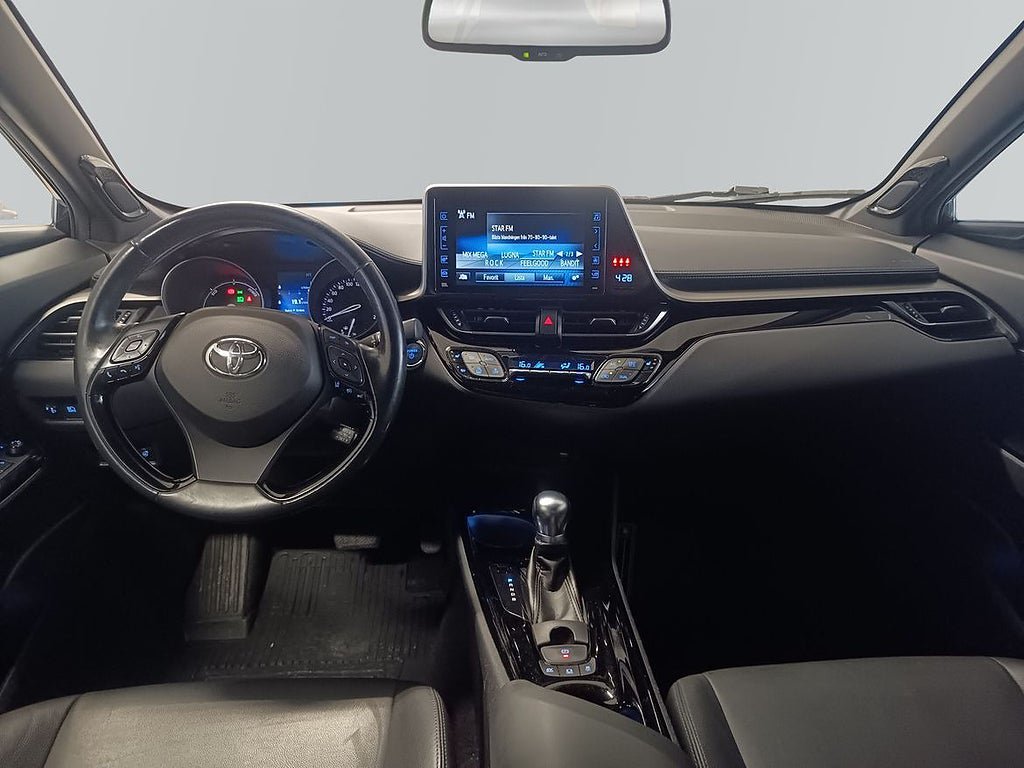Vehicle Image 9