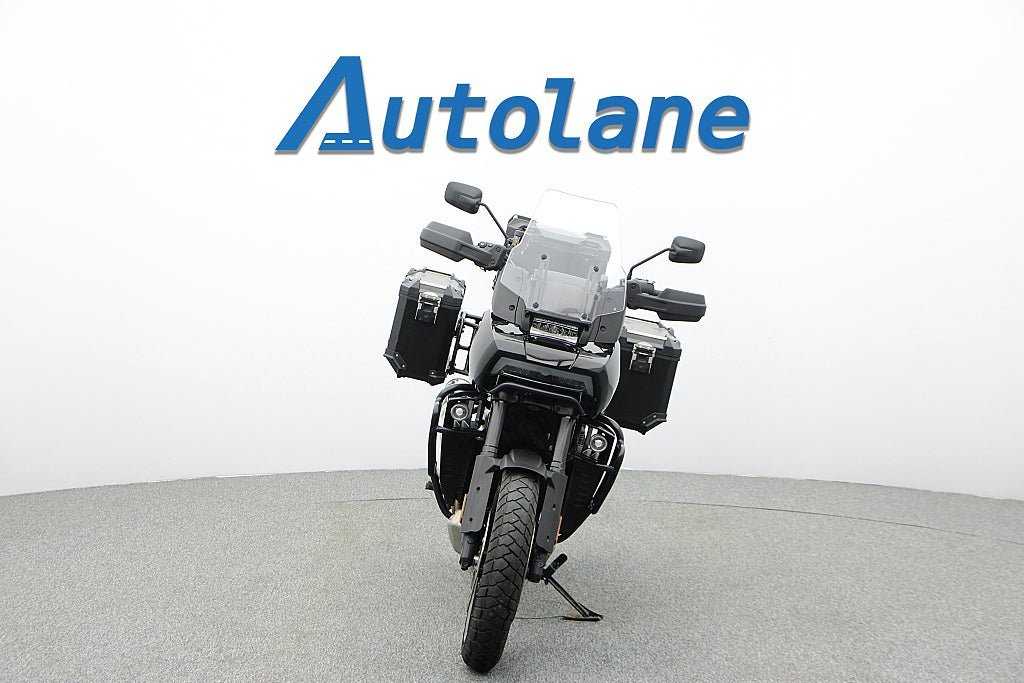 Vehicle Image 7
