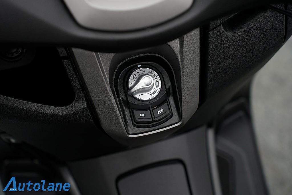 Vehicle Image 22