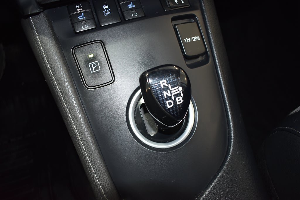 Vehicle Image 13