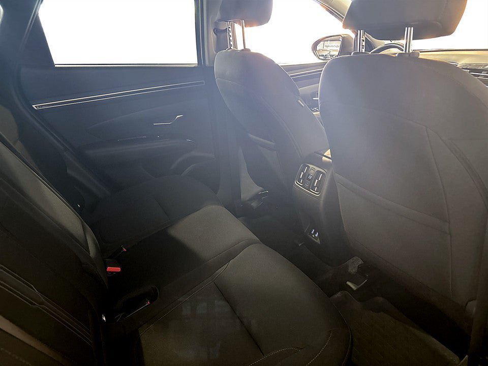 Vehicle Image 13