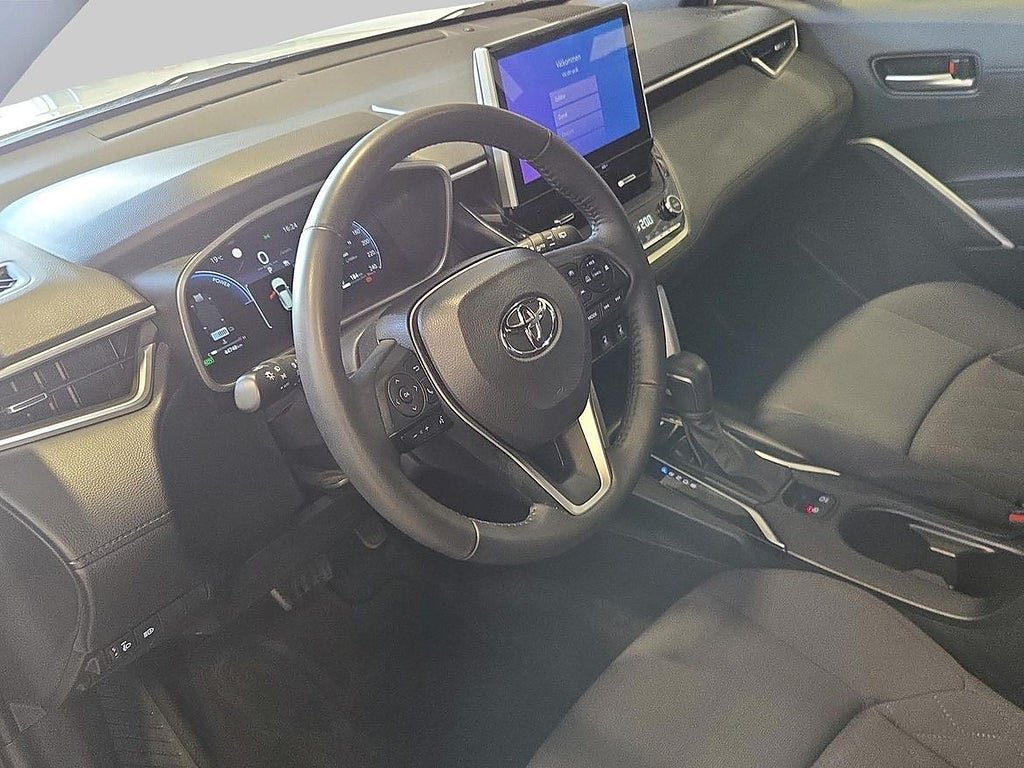 Vehicle Image 13