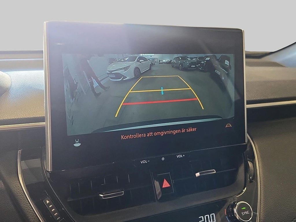 Vehicle Image 16