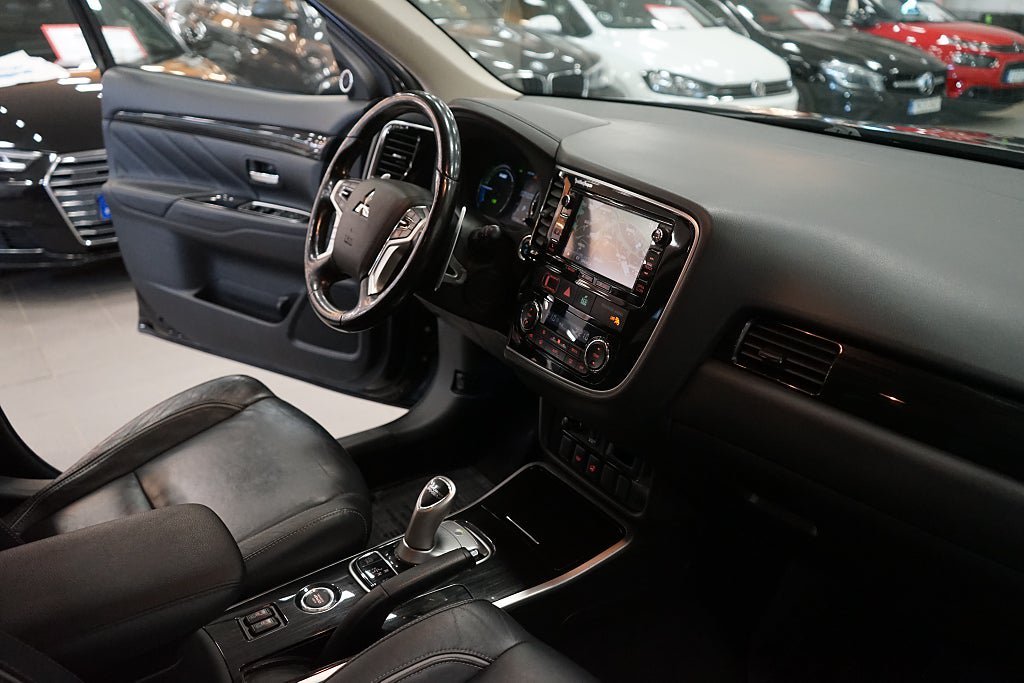 Vehicle Image 18