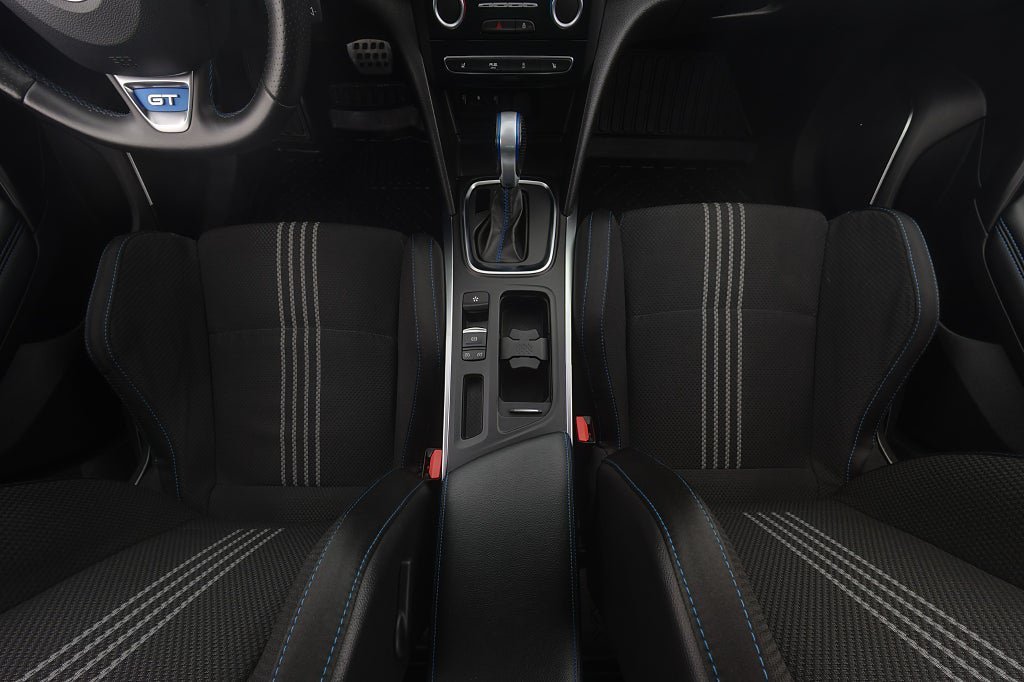 Vehicle Image 13