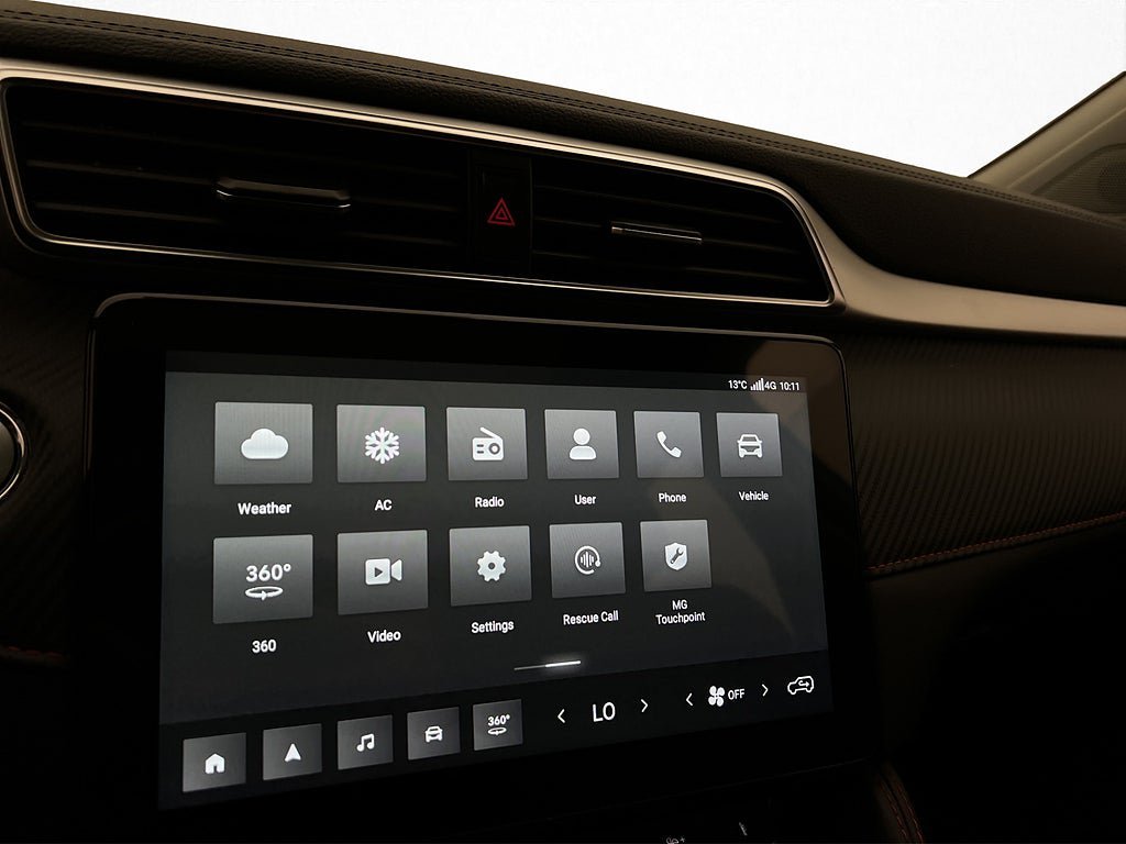 Vehicle Image 15