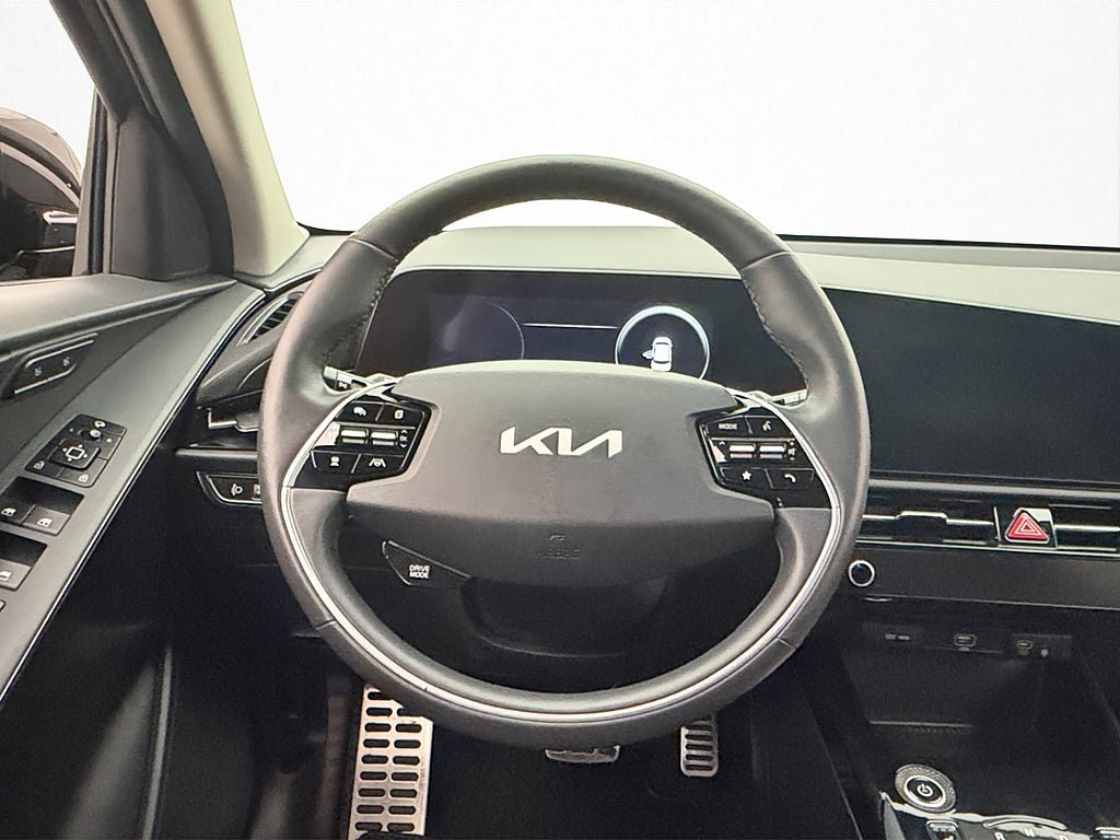 Vehicle Image 24