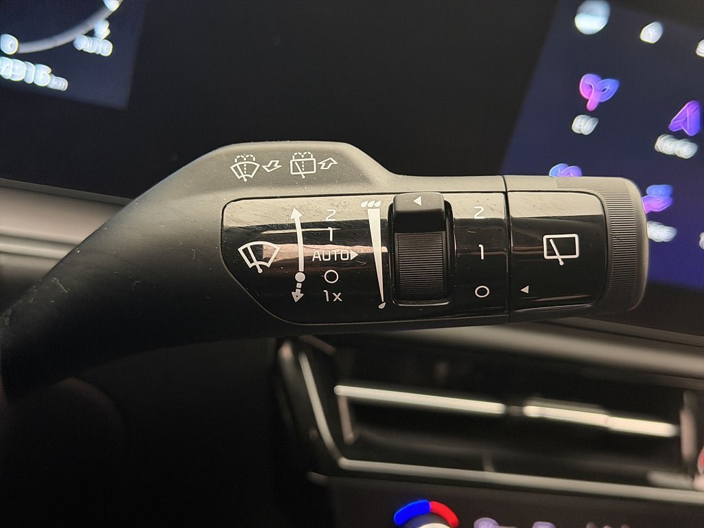 Vehicle Image 27