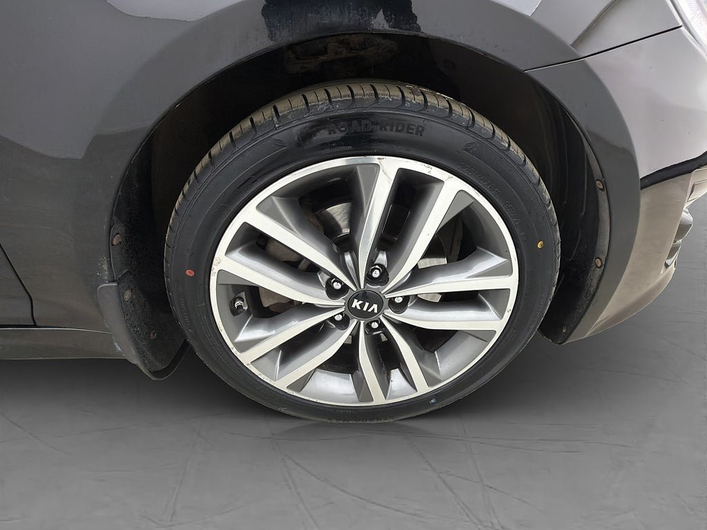 Vehicle Image 33
