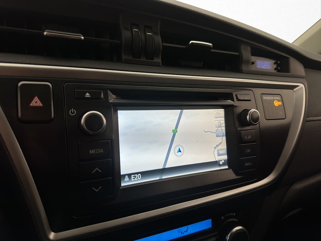 Vehicle Image 17