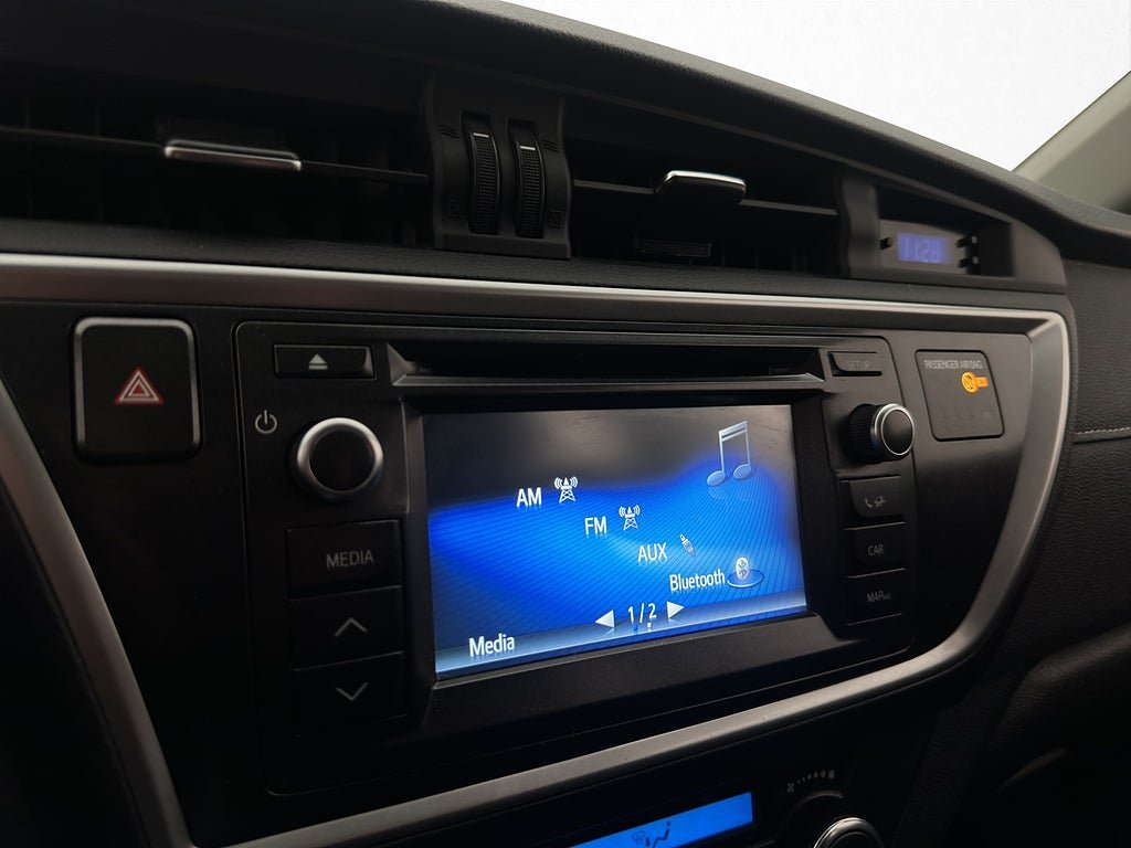 Vehicle Image 18
