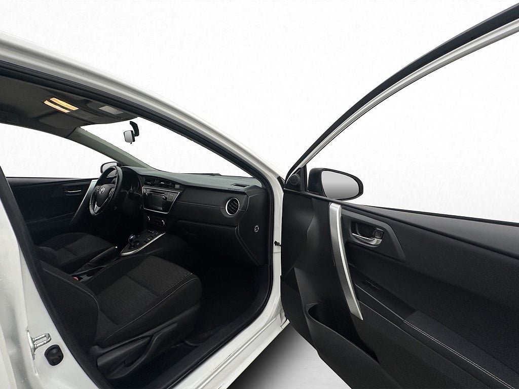 Vehicle Image 22