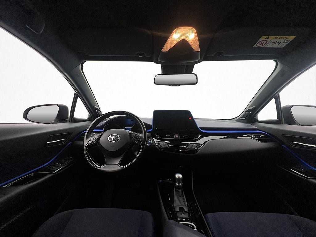 Vehicle Image 11