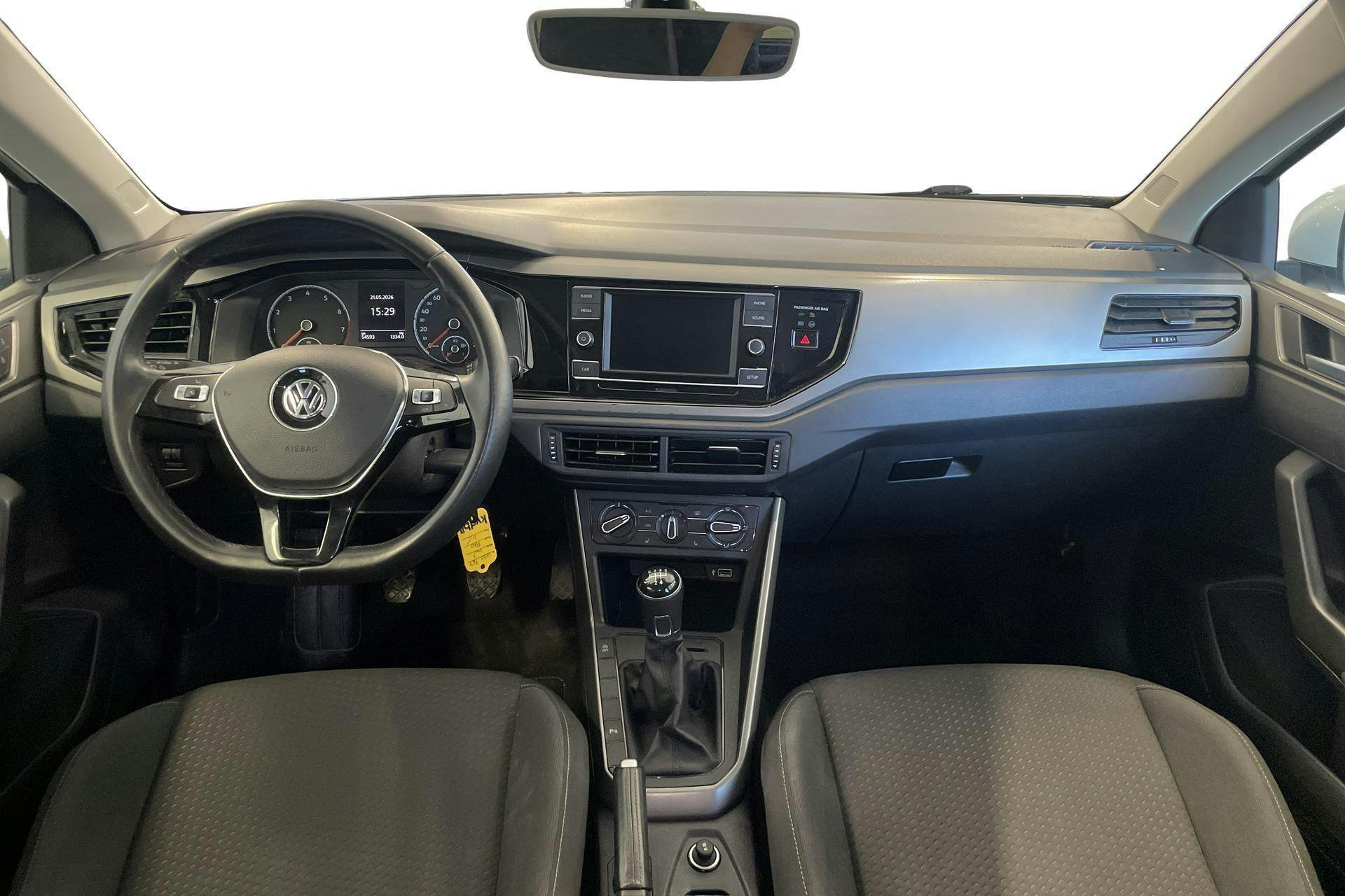 Vehicle Image 6