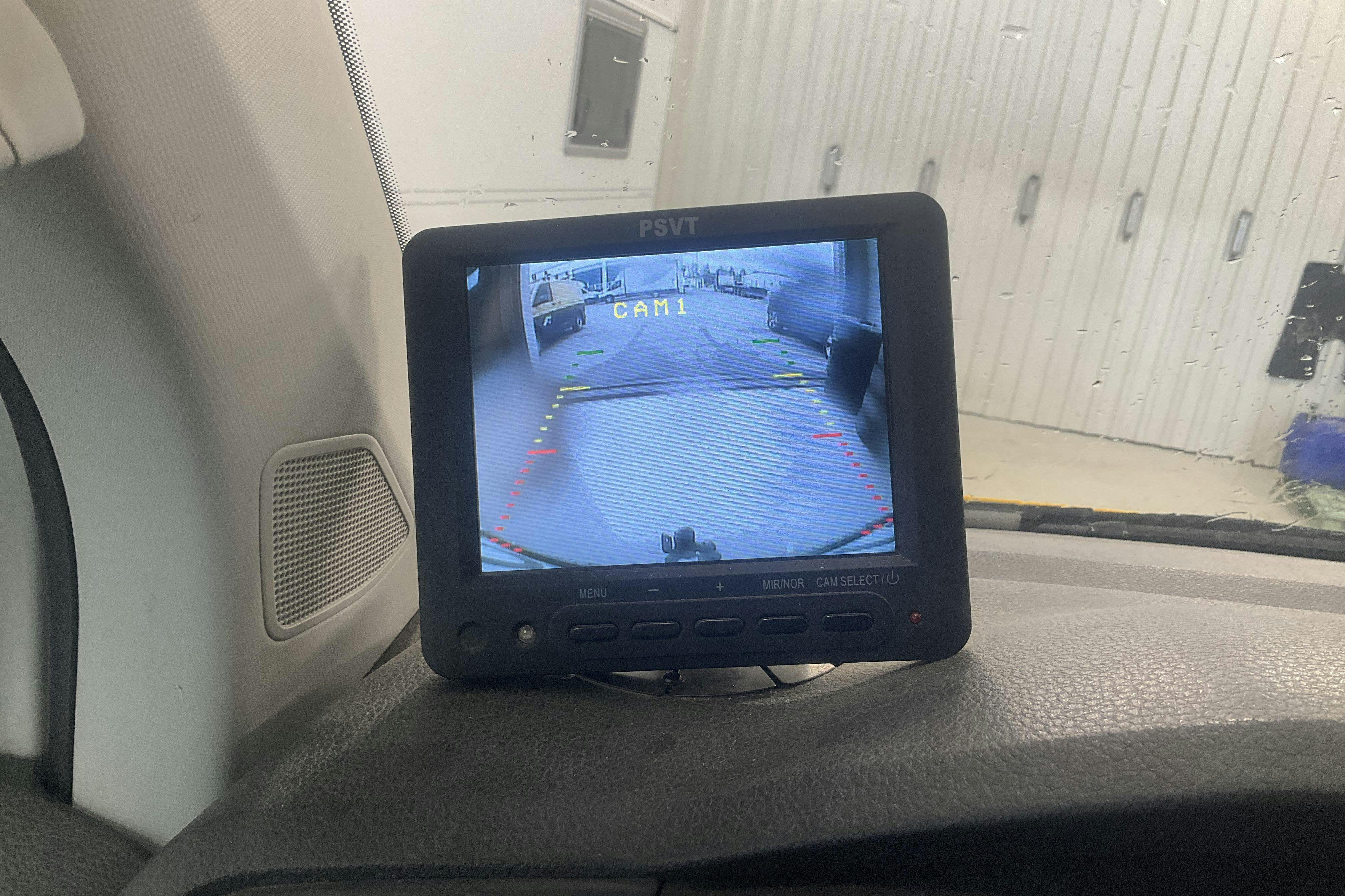 Vehicle Image 11