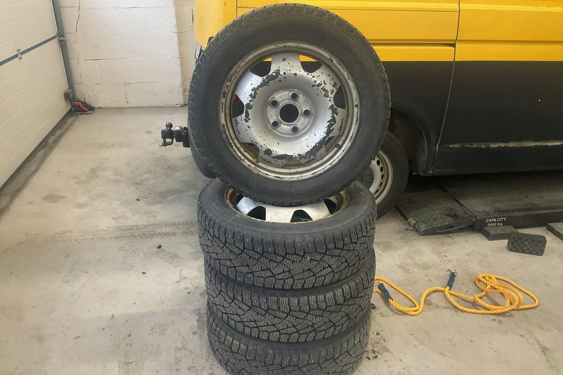 Vehicle Image 19