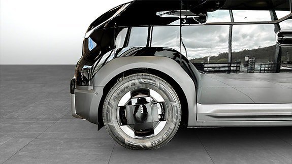 Vehicle Image 9