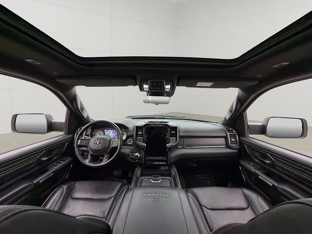 Vehicle Image 19