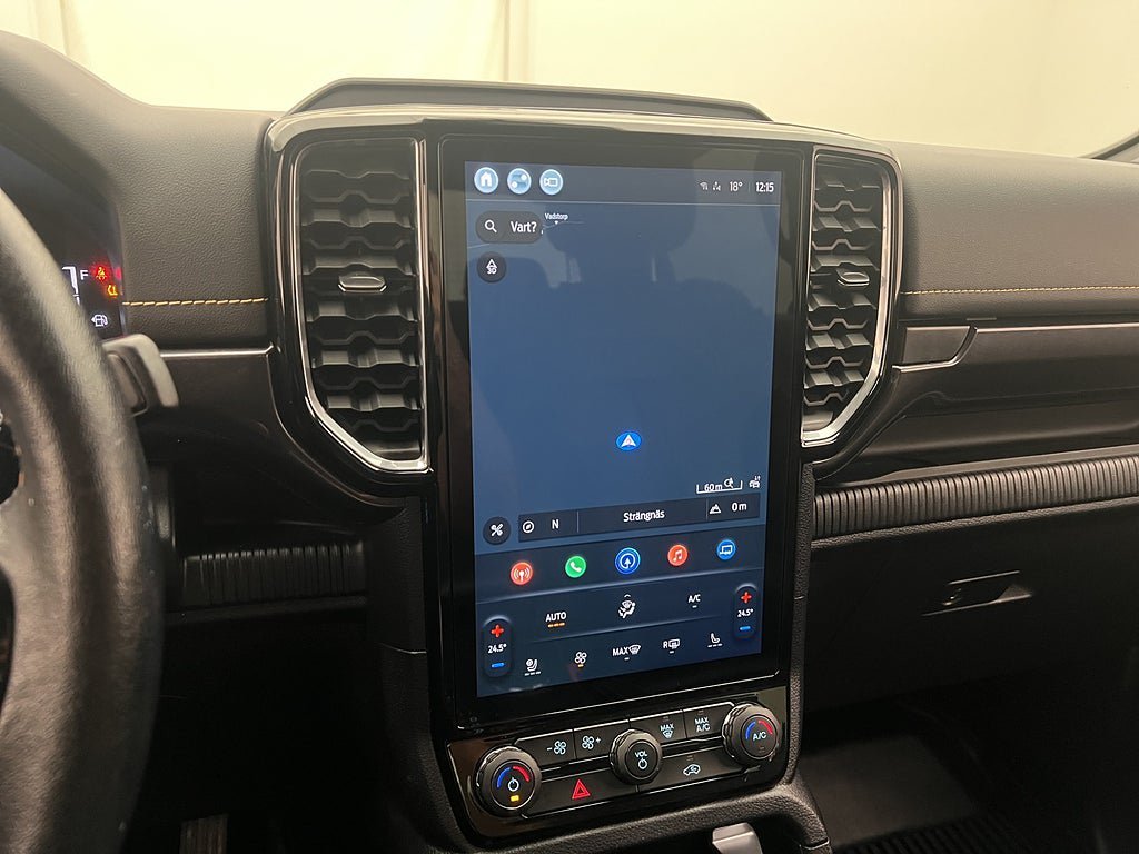Vehicle Image 28