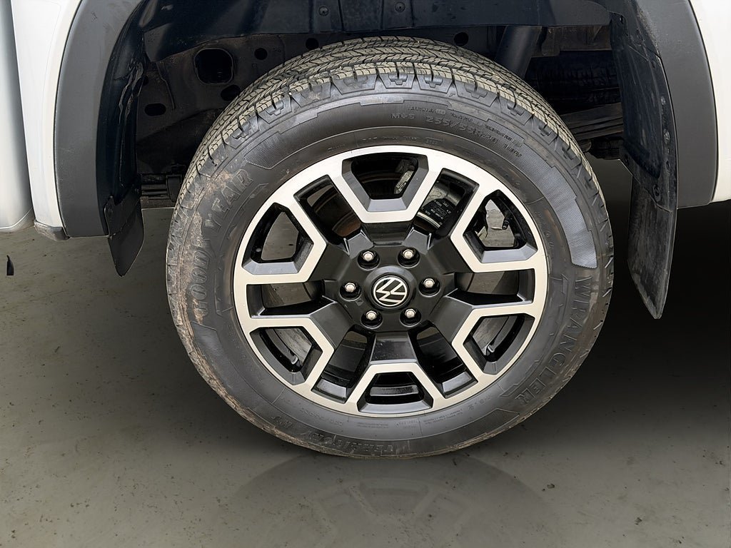 Vehicle Image 36