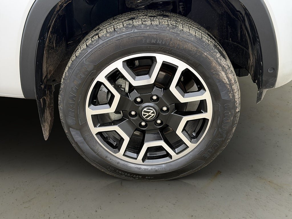 Vehicle Image 38