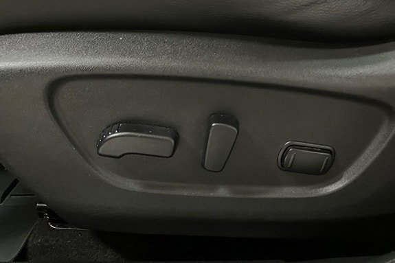 Vehicle Image 29