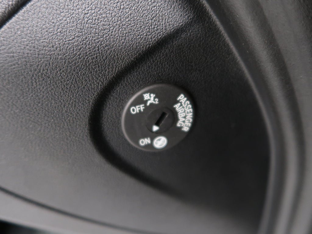Vehicle Image 38