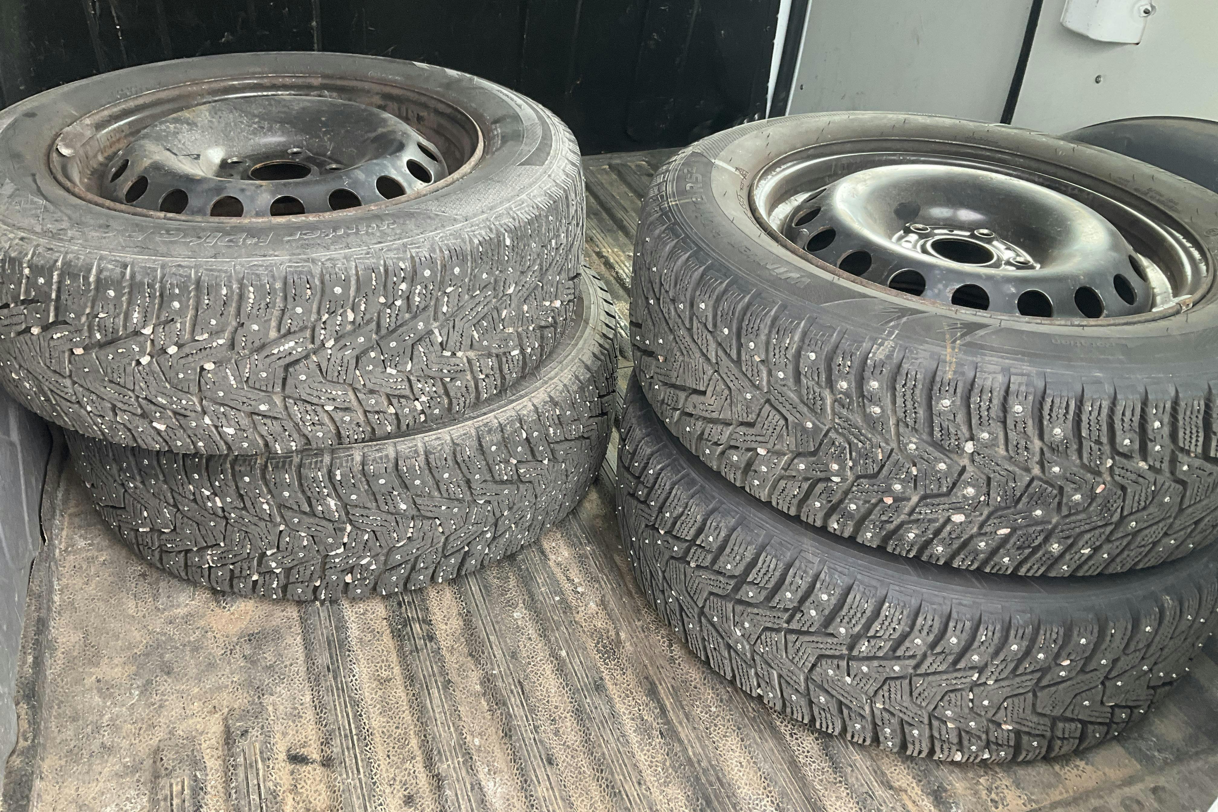 Vehicle Image 13