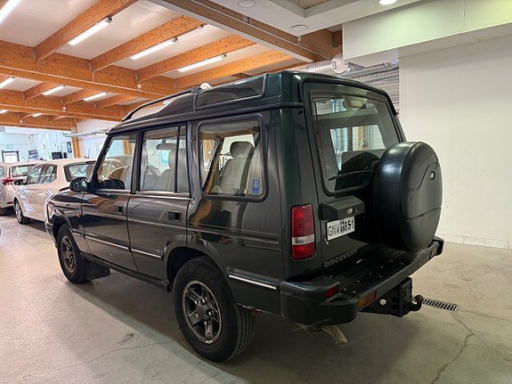 Vehicle Image 11