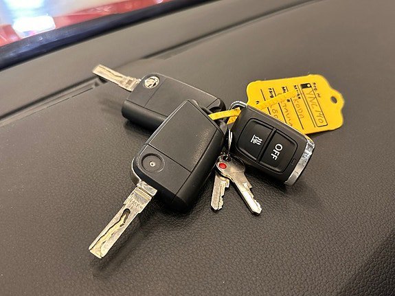 Vehicle Image 7