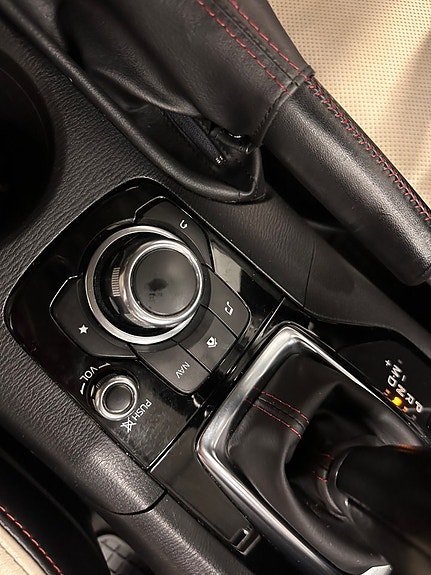 Vehicle Image 31