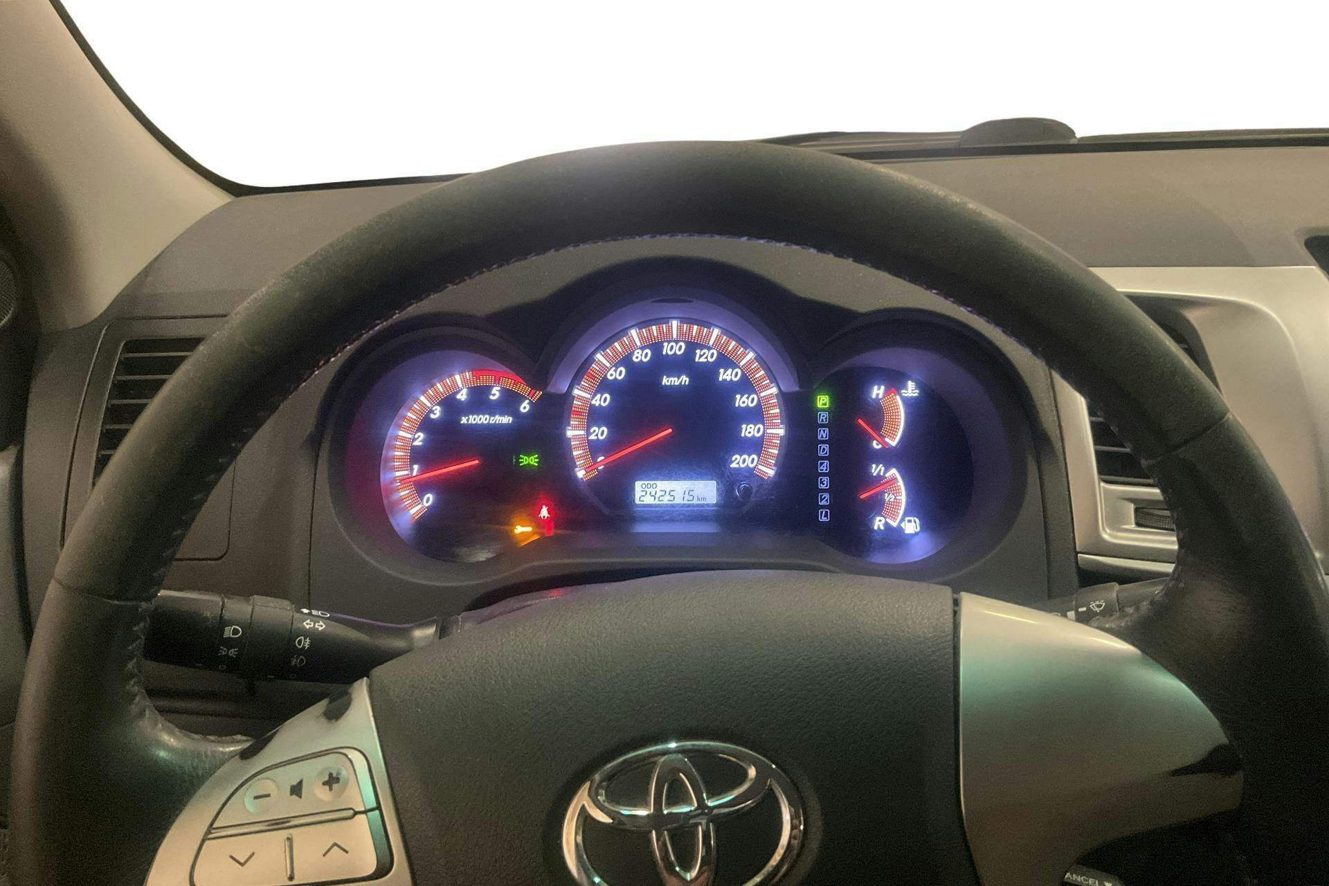 Vehicle Image 10