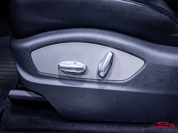 Vehicle Image 34
