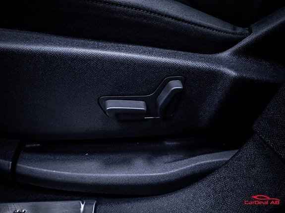 Vehicle Image 34