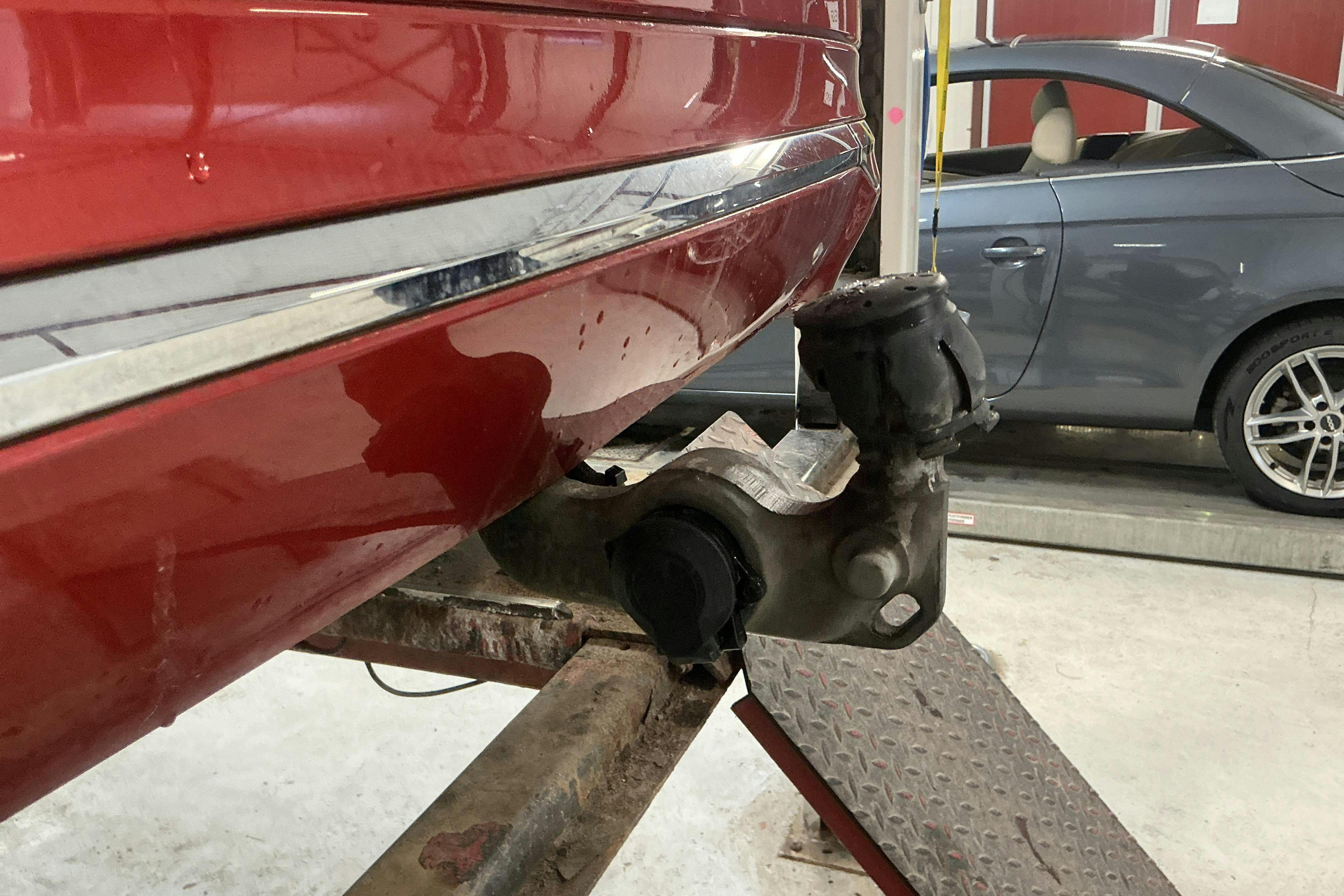 Vehicle Image 14