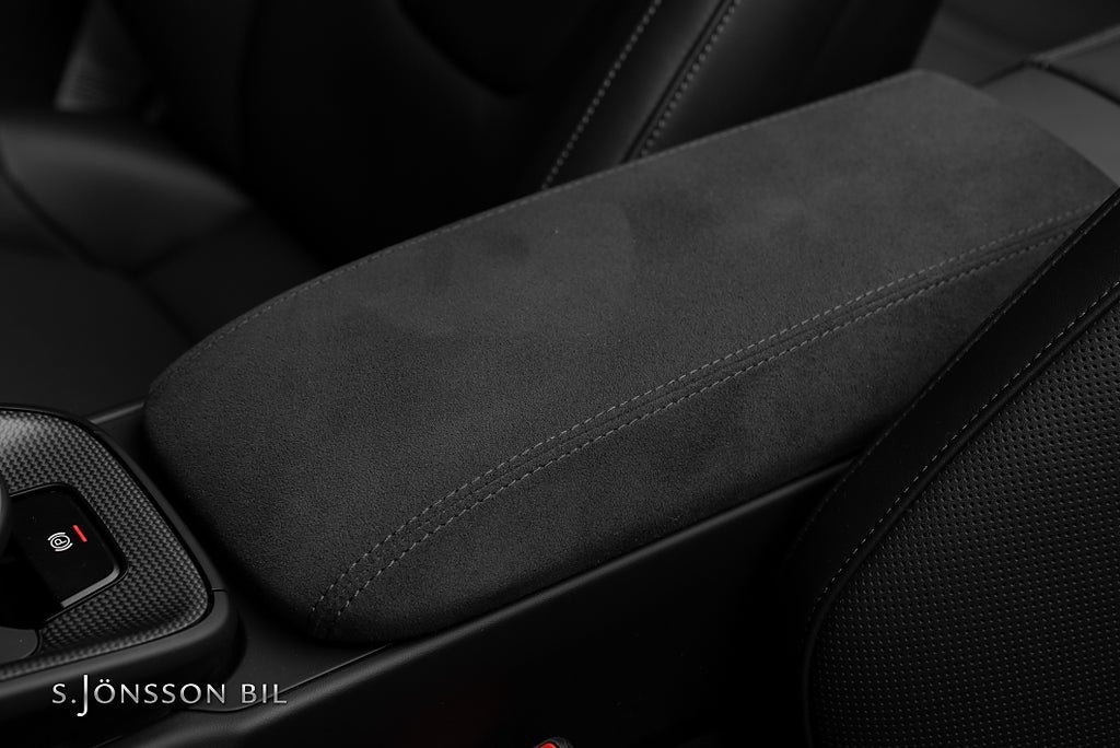 Vehicle Image 24