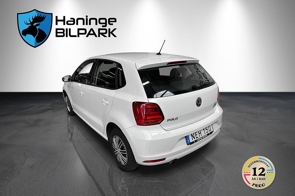 Vehicle Image 6