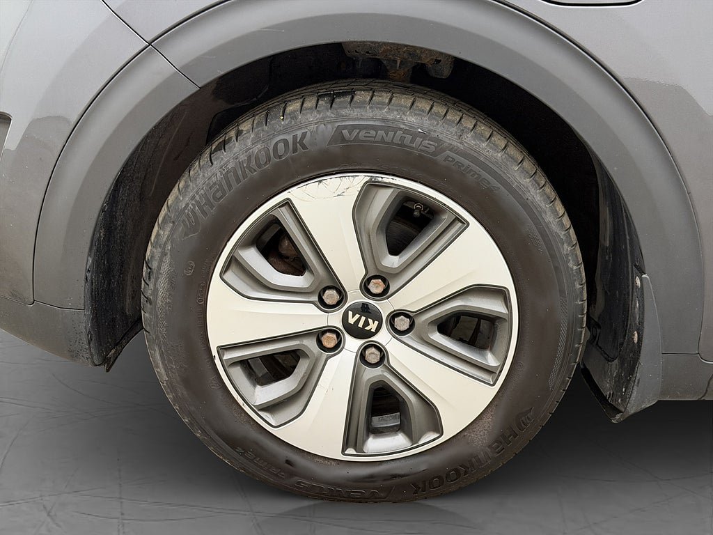 Vehicle Image 31