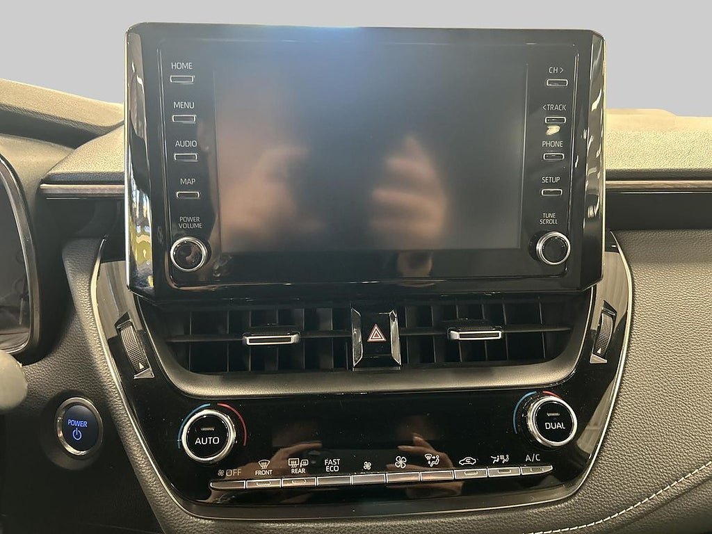 Vehicle Image 17