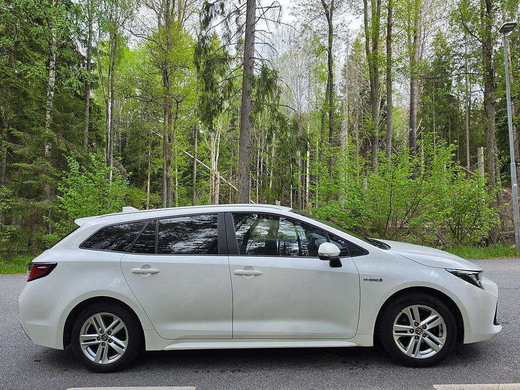 Vehicle Image 8