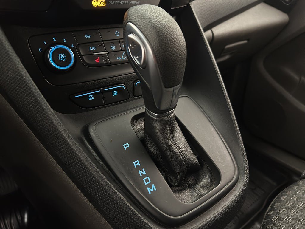 Vehicle Image 27