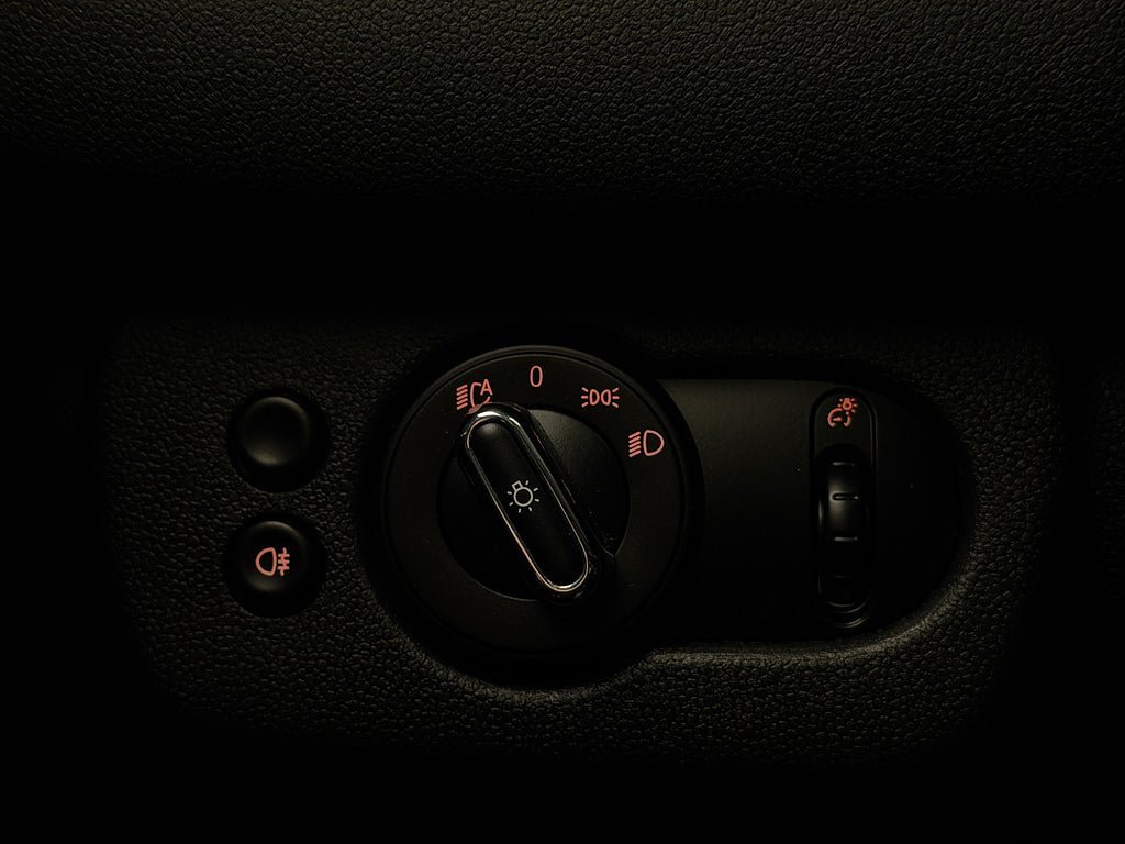 Vehicle Image 35