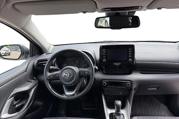 Vehicle Image 7