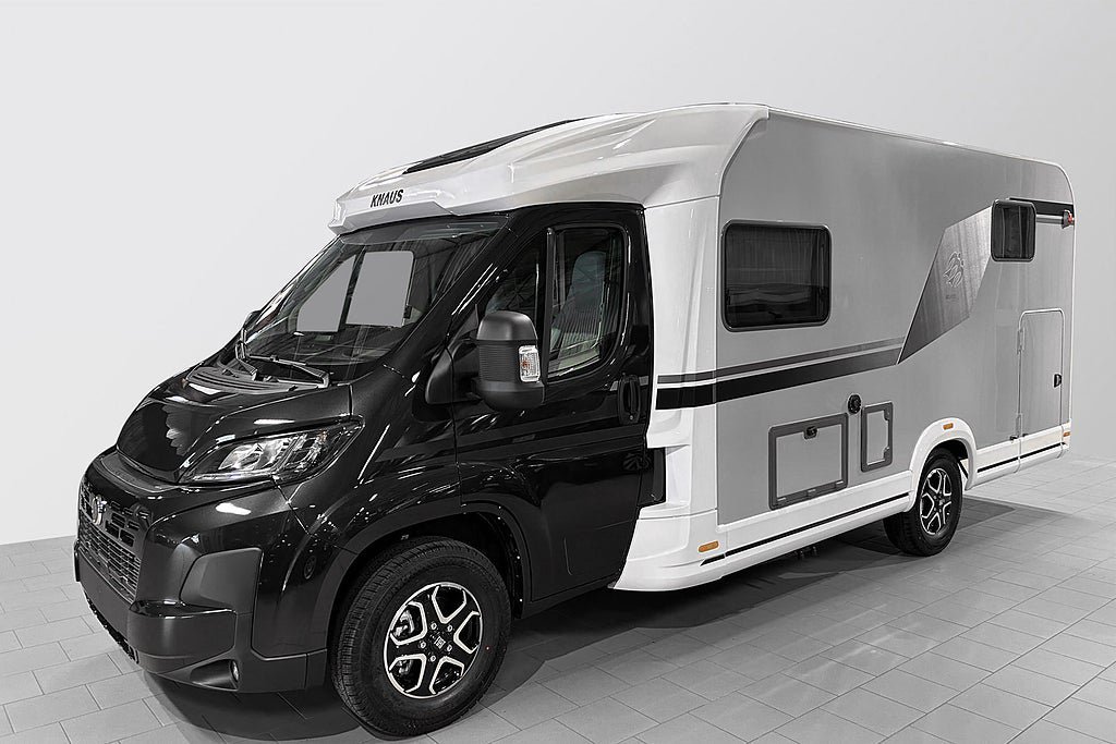 Vehicle Image 42