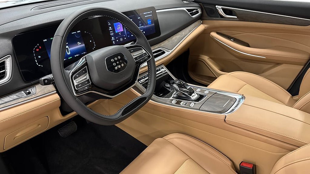 Vehicle Image 9