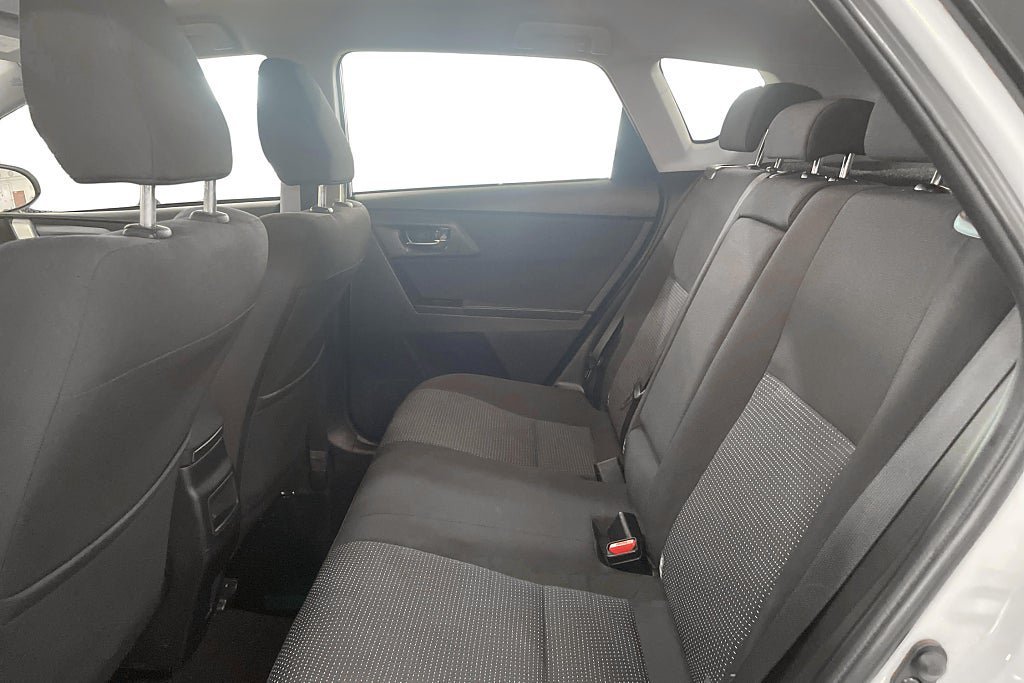 Vehicle Image 16