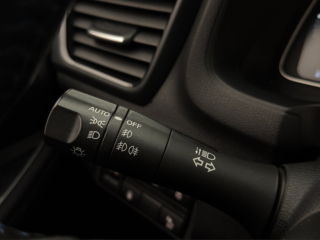 Vehicle Image 24