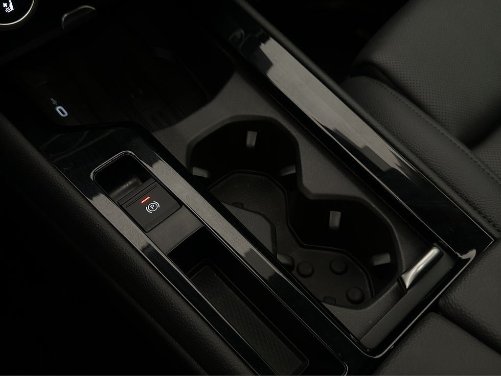 Vehicle Image 27