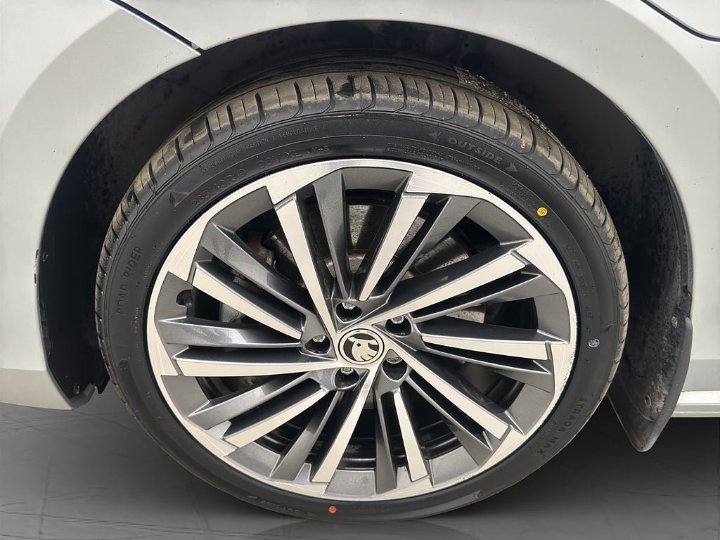 Vehicle Image 31