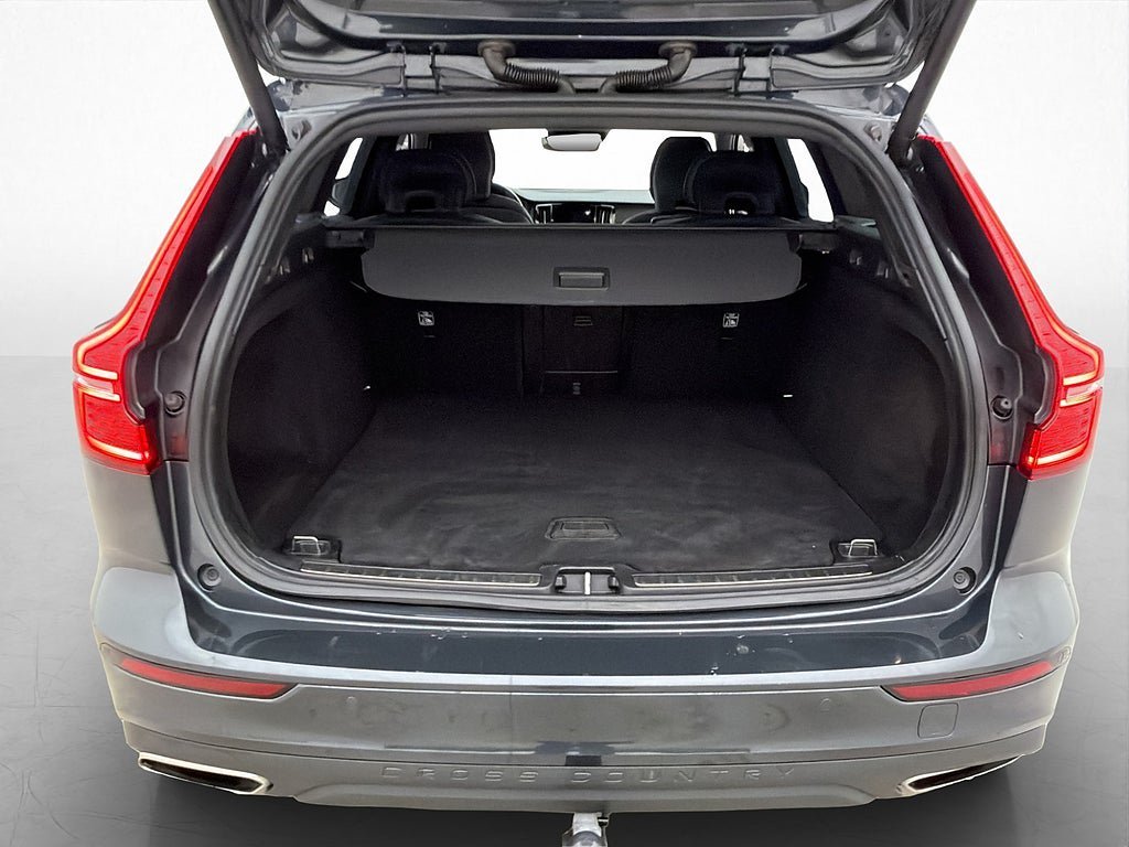 Vehicle Image 38